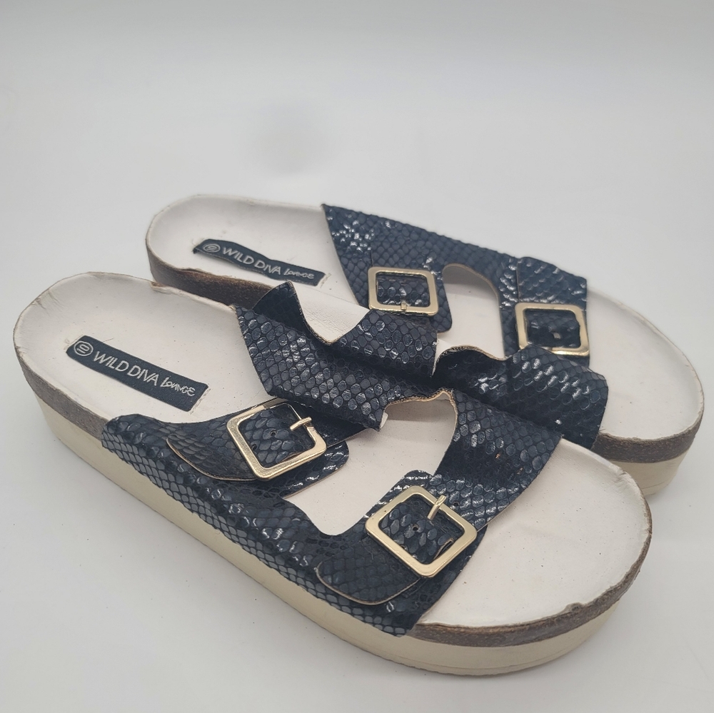 Wild Diva Lounge Womens Jacelyn Slides Sandals Black Embossed Double Strap 10
